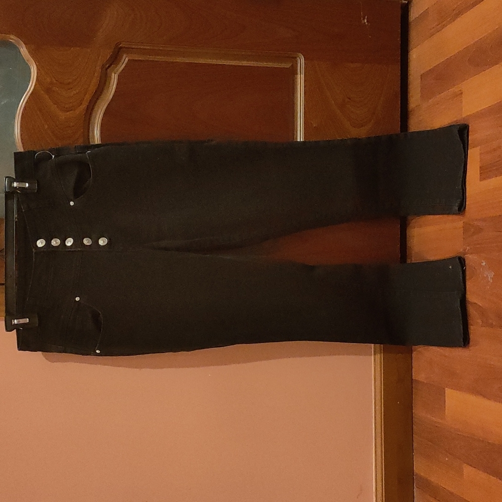 Women’s black jeans 11/12
